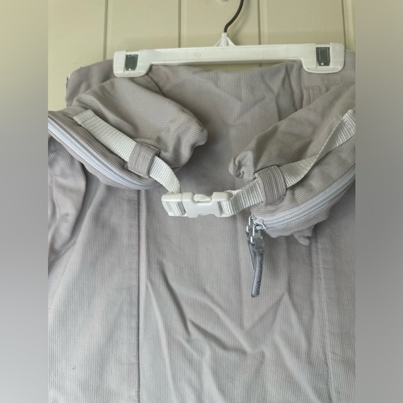 Doc A Tot cover - Picture 2 of 8